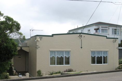 Photo of property in 164 The Ridgeway, Mornington, Wellington, 6021