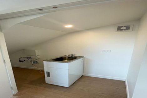 Photo of property in 4/5 Brandon Road, Glen Eden, Auckland, 0602