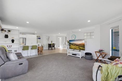 Photo of property in 243 Gloucester Road, Mount Maunganui, 3116