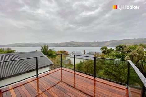 Photo of property in 7a Athol Place, Ravensbourne, Dunedin, 9022