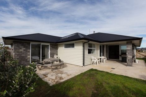 Photo of property in 29 Kohekohe Road, Papamoa Beach, Papamoa, 3118