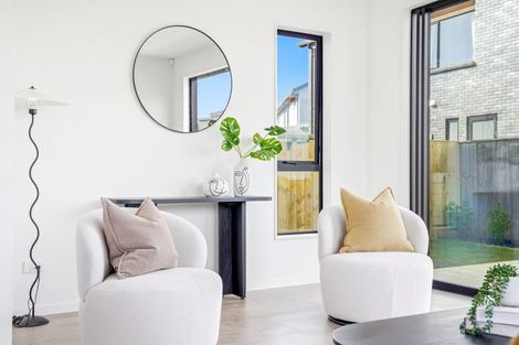 Photo of property in 12 Ocean Breeze Avenue, Hobsonville, 0616