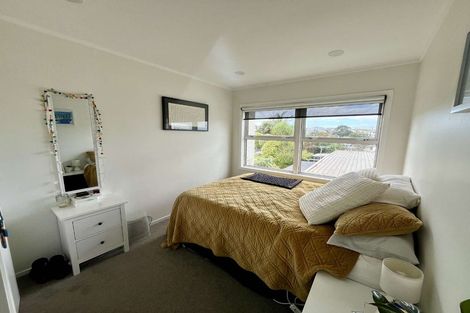 Photo of property in 6/18 Parr Terrace, Castor Bay, Auckland, 0620