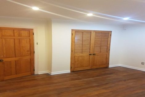 Photo of property in 36 Woodside Road, Massey, Auckland, 0614