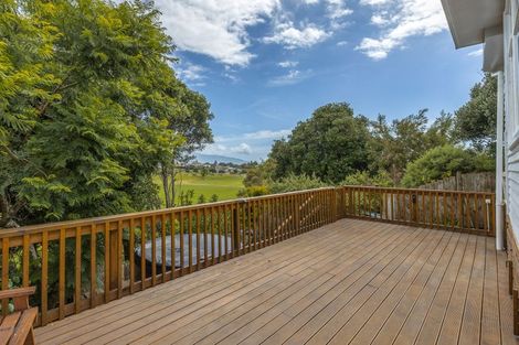 Photo of property in 5 Miro Road, Raumati South, Paraparaumu, 5032
