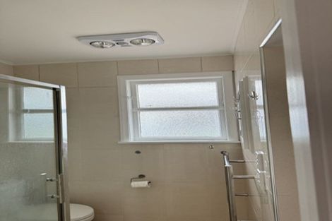 Photo of property in 17 Percival Street, Manurewa, Auckland, 2102