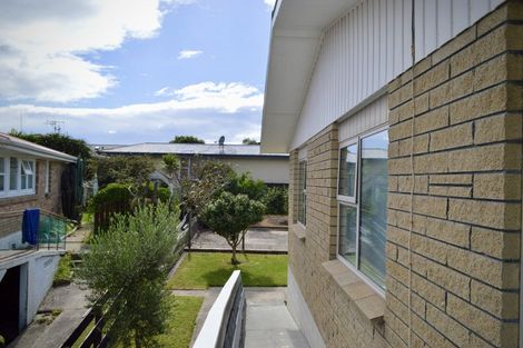 Photo of property in 35 Maranui Street, Mount Maunganui, 3116