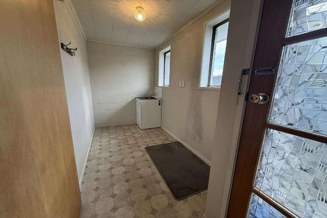 Photo of property in 2/112 Mcleod Street, Camberley, Hastings, 4120