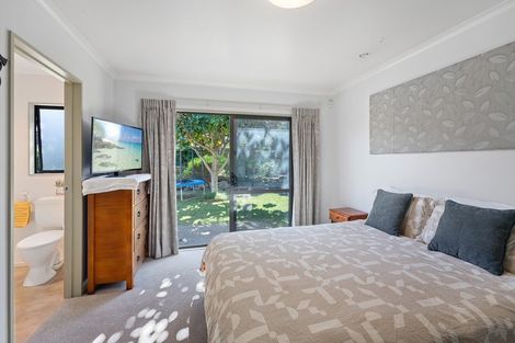 Photo of property in 7 Quadrant Heights, Paraparaumu, 5032