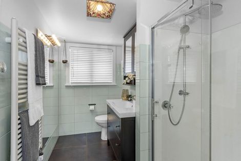 Photo of property in 119 Dyers Pass Road, Cashmere, Christchurch, 8022