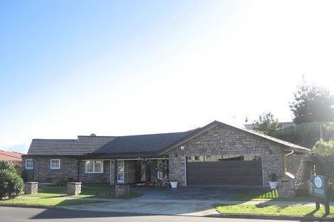 Photo of property in 3 Harry Shaw Way, Raumati South, Paraparaumu, 5032