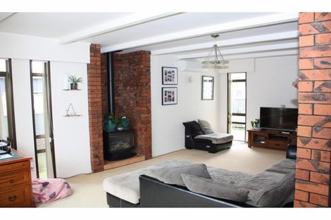 Photo of property in 55 Fairway Drive, Te Kamo, Whangarei, 0112