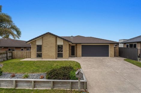 Photo of property in 14 Omega Place, Coastlands, Whakatane, 3120