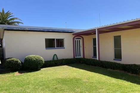 Photo of property in 42 Hume Street, Waitara, 4320