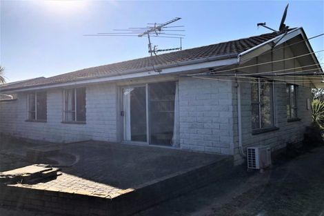 Photo of property in 1/91b Royal Park Drive, Parklands, Christchurch, 8083