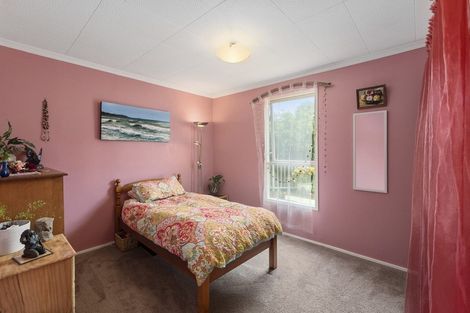 Photo of property in 5 Sunset Terrace, Waikanae Beach, Waikanae, 5036