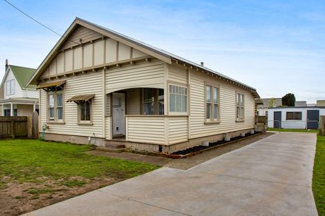 Photo of property in 278 South Road, Hawera, 4610