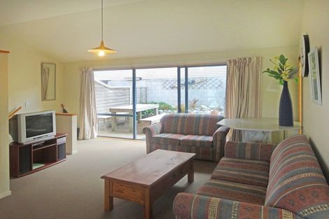 Photo of property in 16a Dart Place, Fernhill, Queenstown, 9300