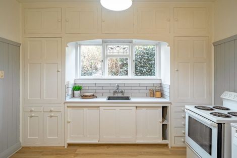 Photo of property in 2/49 Saint James Avenue, Papanui, Christchurch, 8053