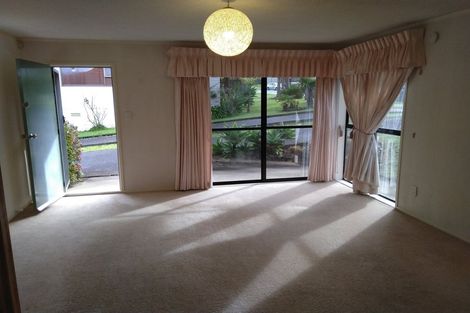 Photo of property in 1/99 Prince Regent Drive, Half Moon Bay, Auckland, 2012