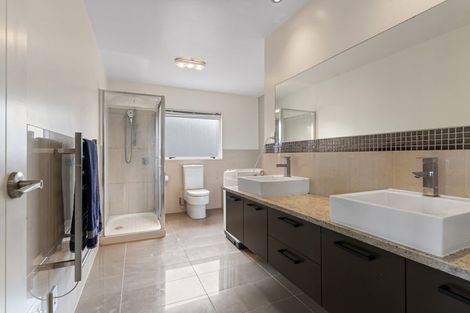 Photo of property in 3 Stamford Crescent, Flat Bush, Auckland, 2019