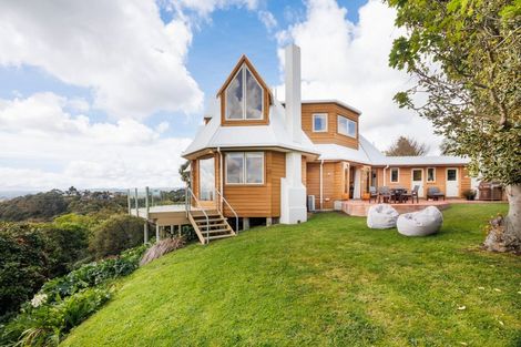 Photo of property in 96 Clifton Terrace, Fitzherbert, Palmerston North, 4410