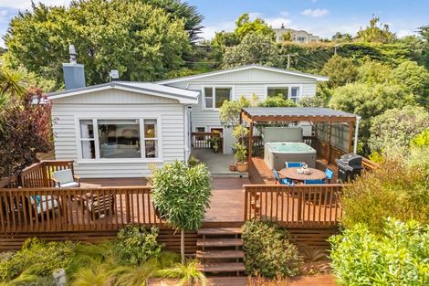 Photo of property in 29 Paekakariki Hill Road, Pauatahanui, Porirua, 5381