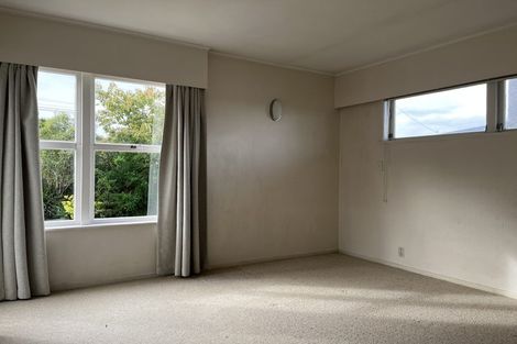 Photo of property in 6 Raines Avenue, Forrest Hill, Auckland, 0620