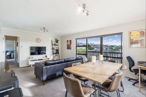 Photo of property in 7b Ngahere Views, Orewa, 0931