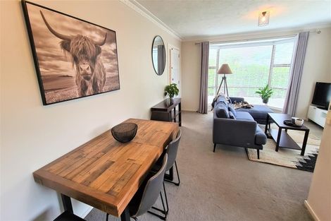 Photo of property in 1/39 Solomon Avenue, Redwood, Christchurch, 8051