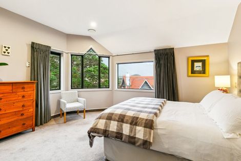 Photo of property in 2/67 Bolton Street, Kelburn, Wellington, 6012