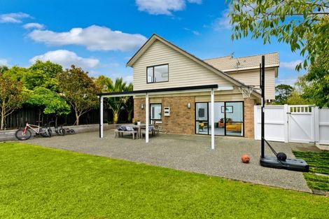 Photo of property in 1 Birchwood Grove, Greenhithe, Auckland, 0632