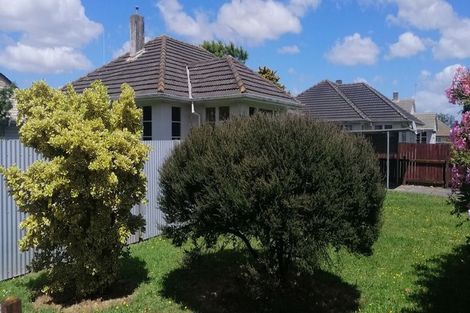 Photo of property in 660 Featherston Street, Roslyn, Palmerston North, 4414