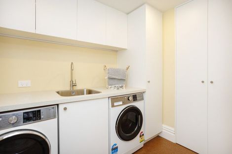 Photo of property in 4 Granville Terrace, Belleknowes, Dunedin, 9011