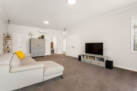 Photo of property in 29 Carribean Place, Papamoa Beach, Papamoa, 3118