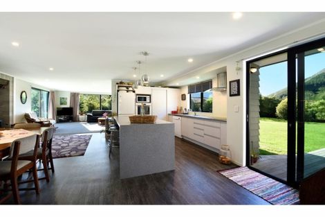 Photo of property in 158 Wakamarina Road, Canvastown, Havelock, 7178