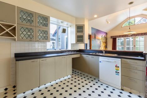 Photo of property in 12 Gertrude Street, Dannevirke, 4930