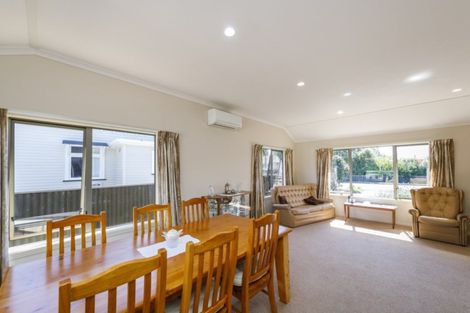 Photo of property in 5 Wilson Street, Bulls, 4818