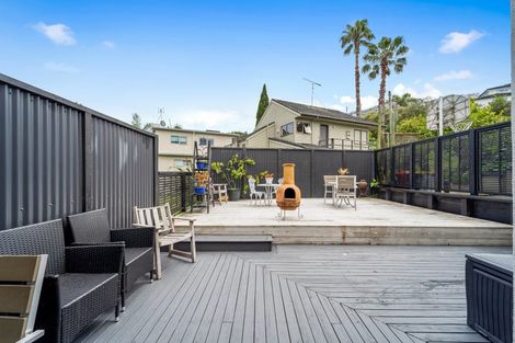 Photo of property in 2/86 Beach Road, Castor Bay, Auckland, 0620