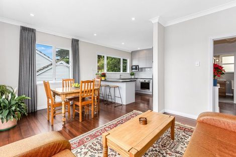 Photo of property in 18 Elphinstone Avenue, Strathmore Park, Wellington, 6022