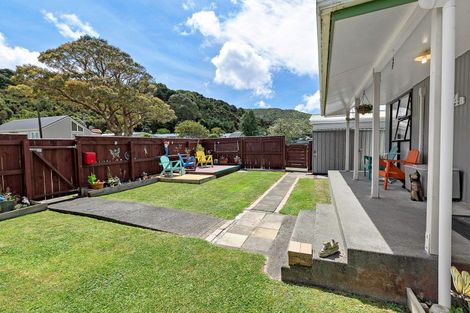 Photo of property in 2/74 Mohaka Street, Wainuiomata, Lower Hutt, 5014