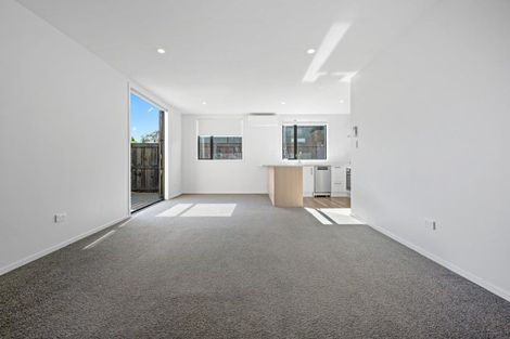 Photo of property in 2/5 Mears Road, Saint Andrews, Hamilton, 3200