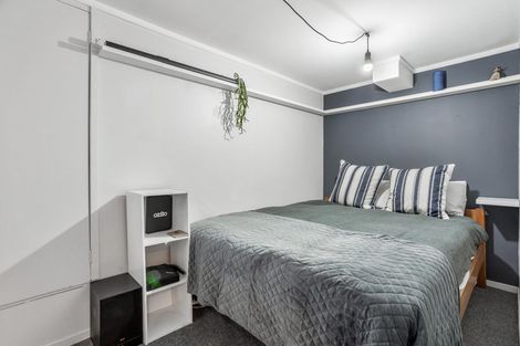 Photo of property in 20 Glen Marine Parade, Glendene, Auckland, 0602