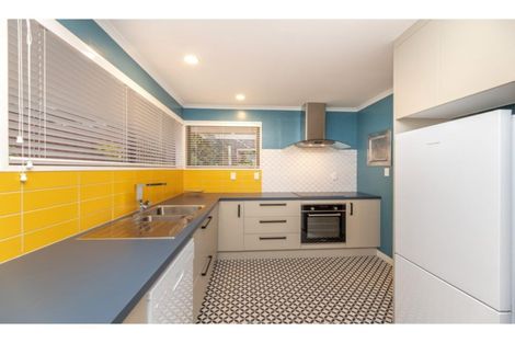 Photo of property in 2/66 Parklands Drive, Huntsbury, Christchurch, 8022