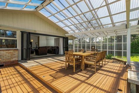 Photo of property in 5 Dreadon Road, Manurewa, Auckland, 2102