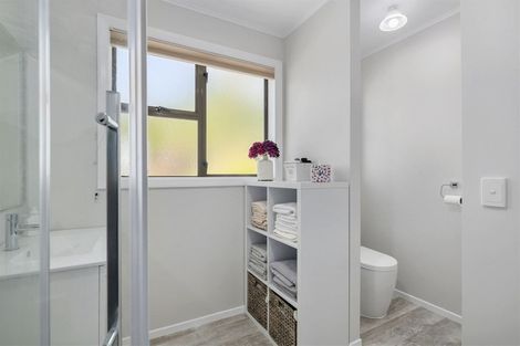 Photo of property in 4 Avro Road, Blue Mountains, Upper Hutt, 5371