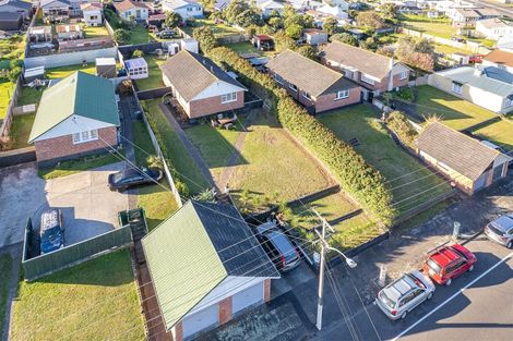 Photo of property in 180 Puriri Street, Castlecliff, Whanganui, 4501