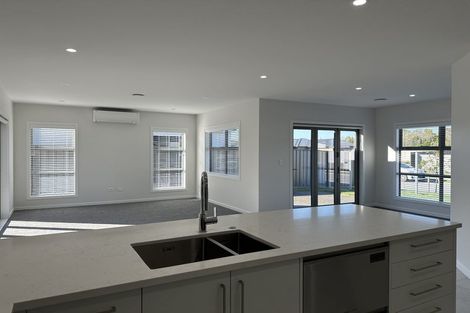 Photo of property in 17 George Yee Place, Taradale, Napier, 4112