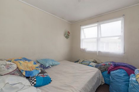 Photo of property in 17 Addington Avenue, Manurewa, Auckland, 2102