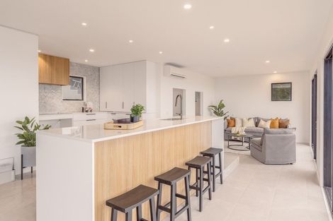 Photo of property in 280 Major Hornbrook Road, Mount Pleasant, Christchurch, 8081